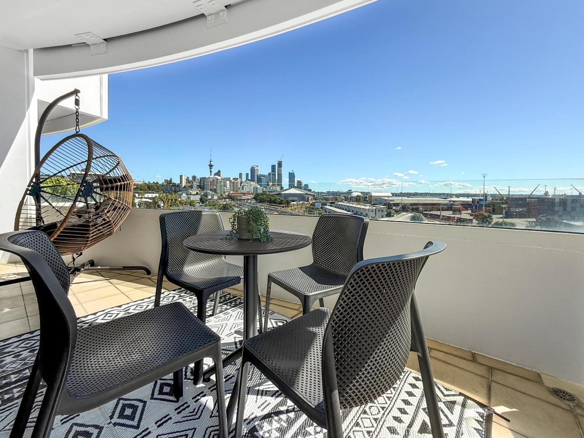 Le Mirage- Stylish, Central Apartment With Pools, Sauna, More Auckland Buitenkant foto